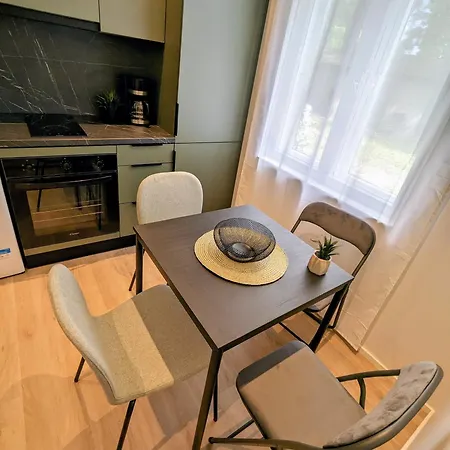 Getaway In The Centre Апартаменты Пярну